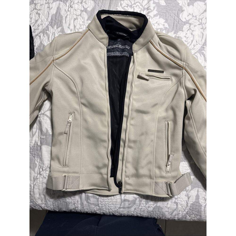 fieldsheer motorcycle jacket woman Size Sm And A Pair Of Riding Gloves